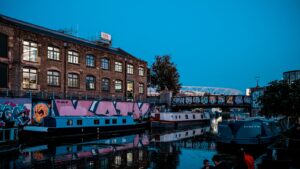 Bridging Loans in Hackney